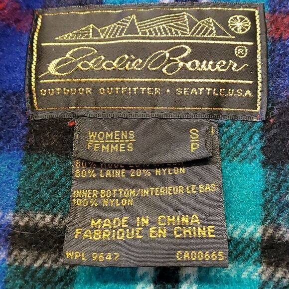 EDDIE BOUER RED JACKET, plaid lining. LOTS OS POCKETS, SIze Small Petite. - Picture 14 of 16